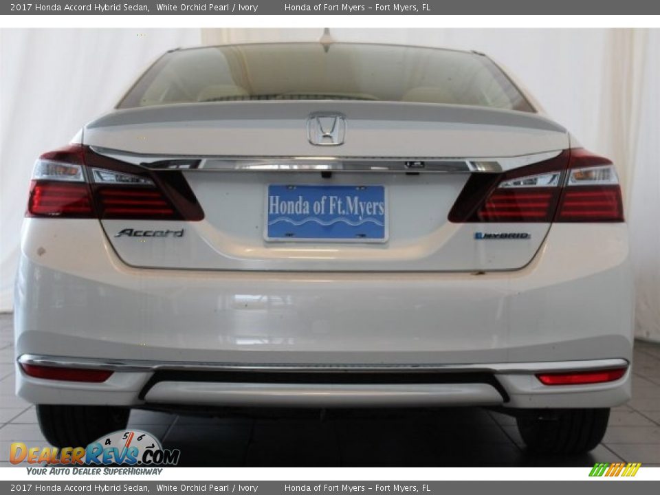 2017 Honda Accord Hybrid Sedan White Orchid Pearl / Ivory Photo #6
