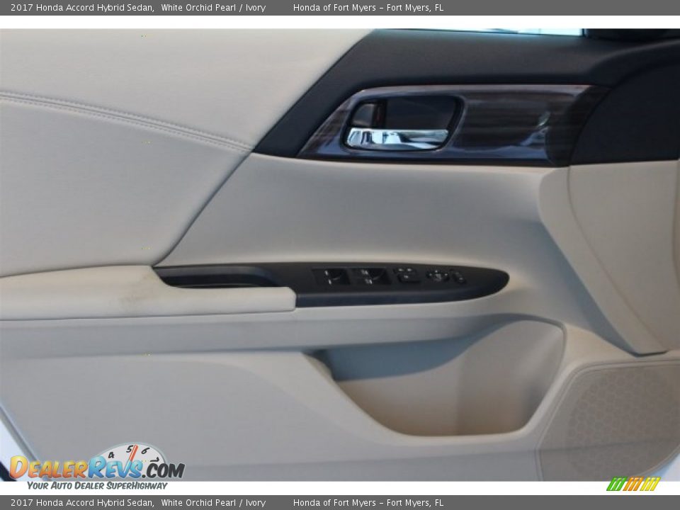 2017 Honda Accord Hybrid Sedan White Orchid Pearl / Ivory Photo #7