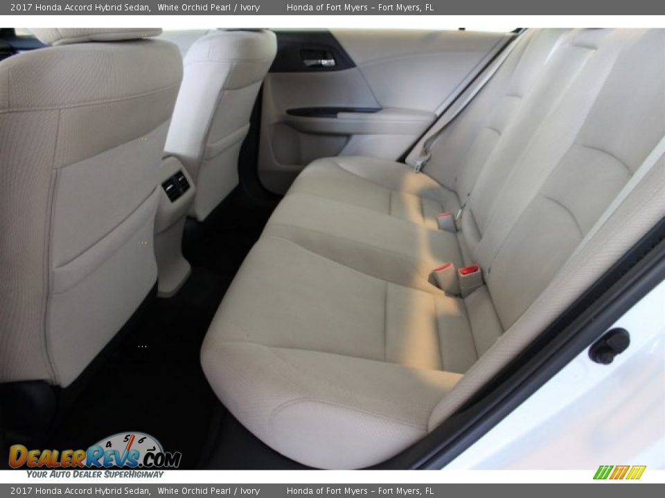 2017 Honda Accord Hybrid Sedan White Orchid Pearl / Ivory Photo #27