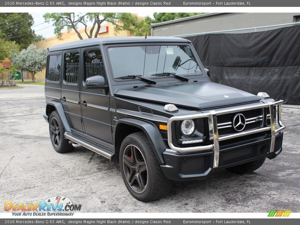 Front 3/4 View of 2016 Mercedes-Benz G 63 AMG Photo #15