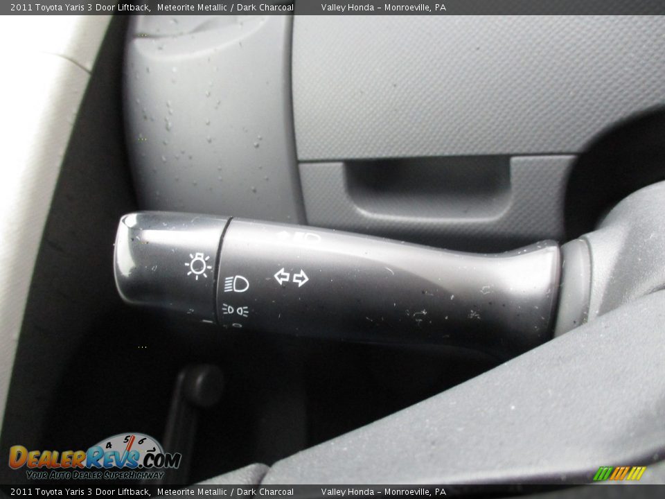 2011 Toyota Yaris 3 Door Liftback Meteorite Metallic / Dark Charcoal Photo #18