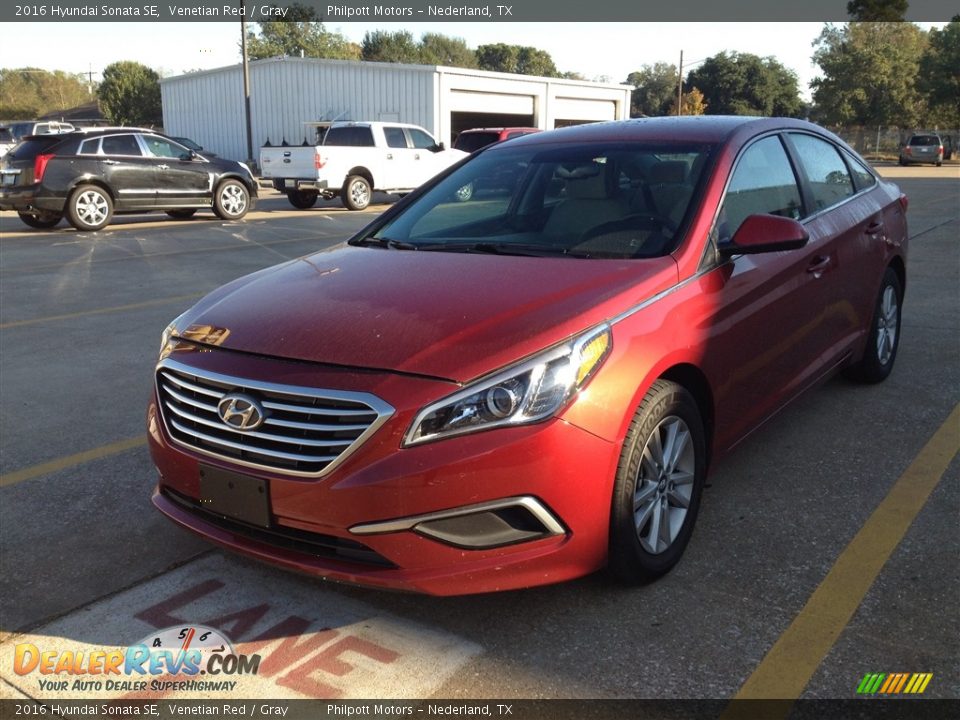 2016 Hyundai Sonata SE Venetian Red / Gray Photo #5