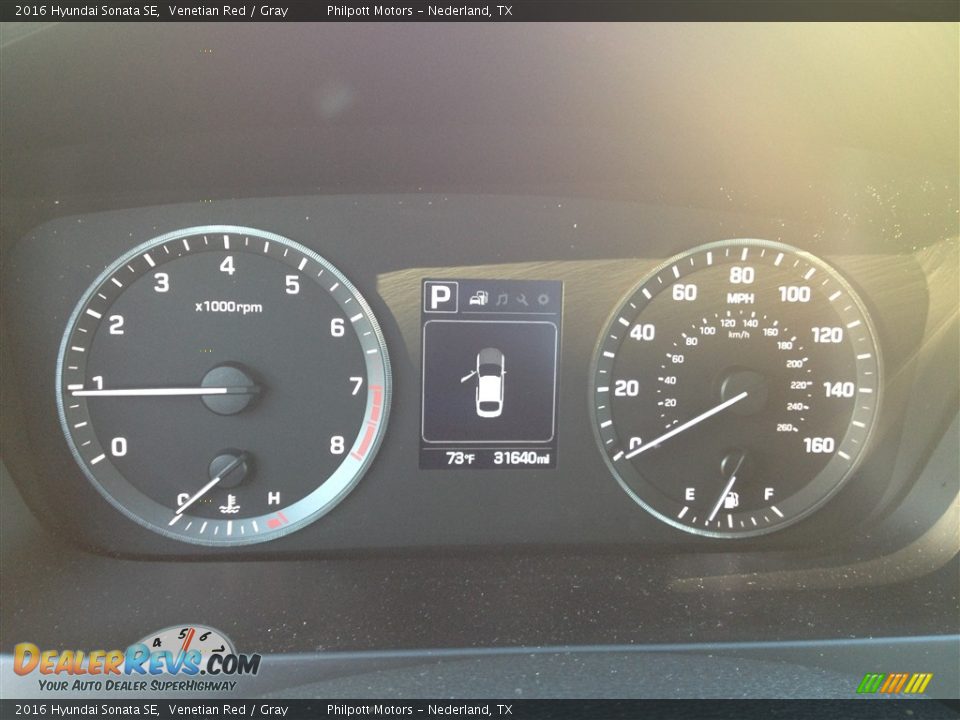 2016 Hyundai Sonata SE Venetian Red / Gray Photo #11