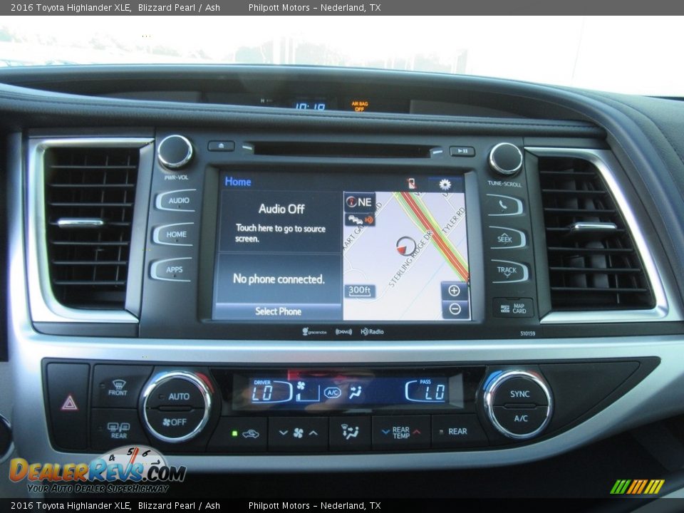 2016 Toyota Highlander XLE Blizzard Pearl / Ash Photo #28