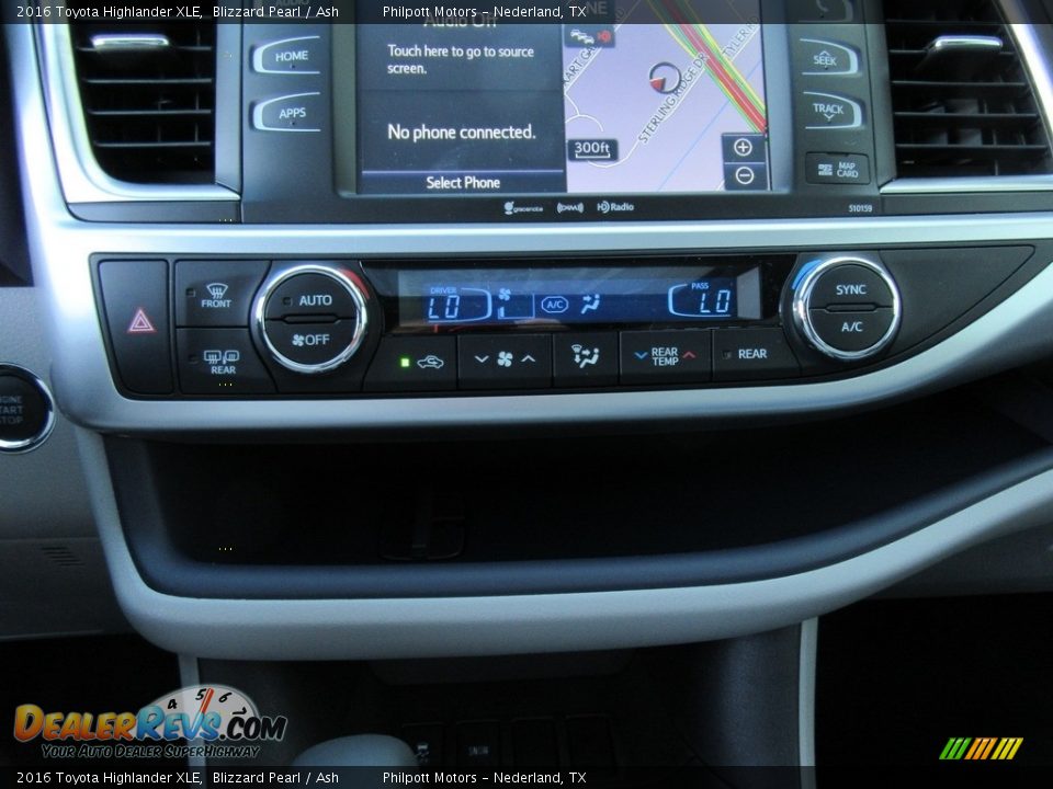 2016 Toyota Highlander XLE Blizzard Pearl / Ash Photo #29