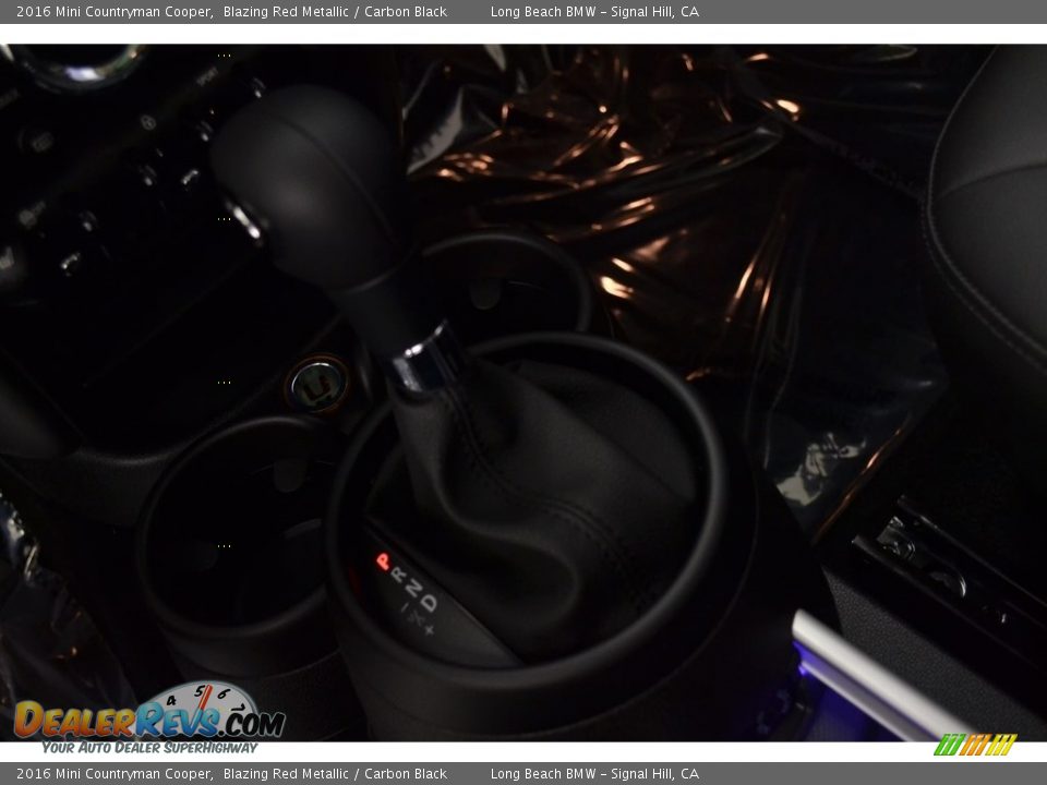 2016 Mini Countryman Cooper Blazing Red Metallic / Carbon Black Photo #12