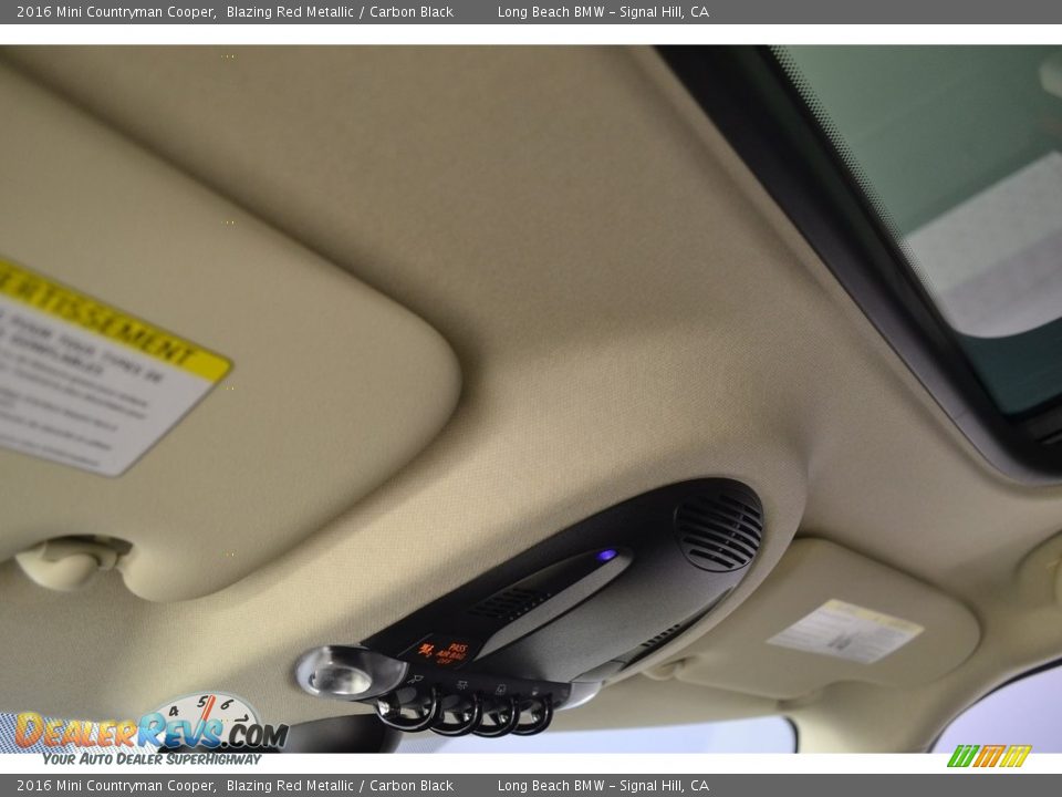 2016 Mini Countryman Cooper Blazing Red Metallic / Carbon Black Photo #13