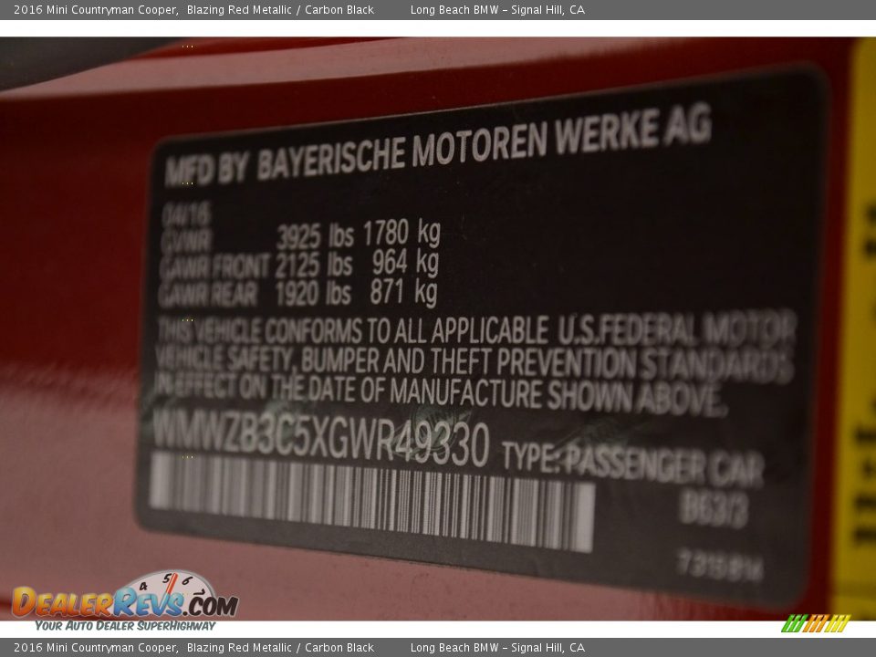 2016 Mini Countryman Cooper Blazing Red Metallic / Carbon Black Photo #15