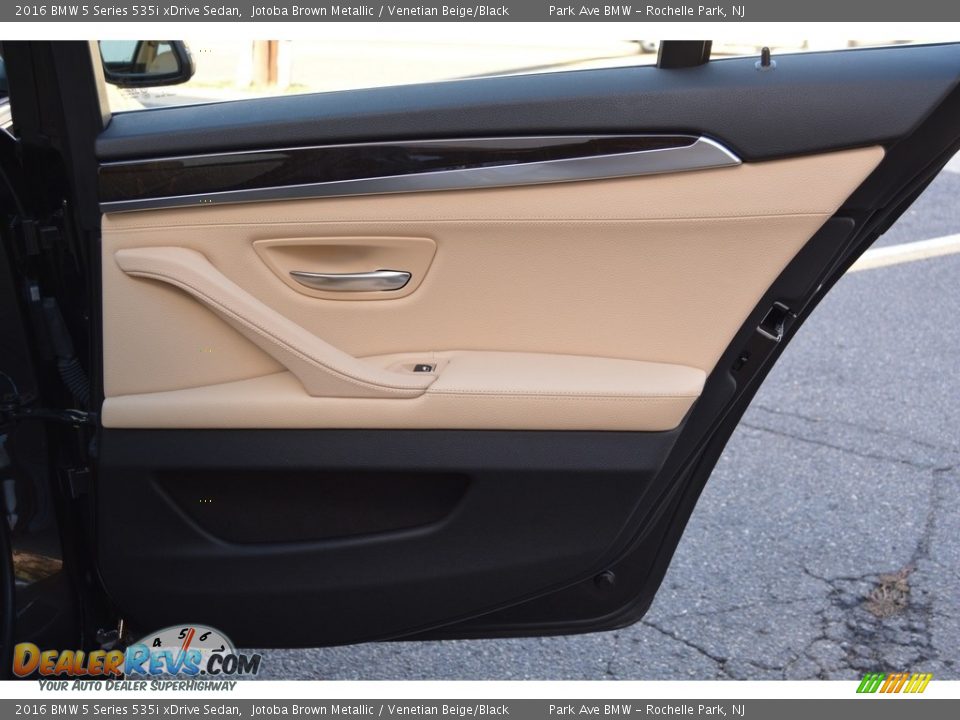 2016 BMW 5 Series 535i xDrive Sedan Jotoba Brown Metallic / Venetian Beige/Black Photo #23
