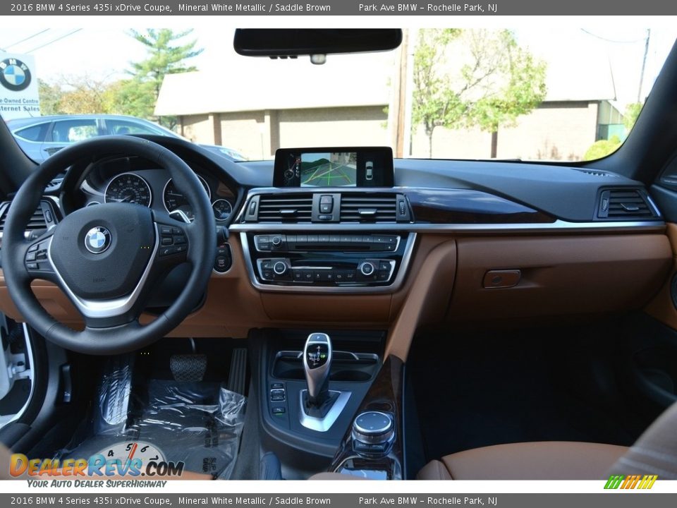 2016 BMW 4 Series 435i xDrive Coupe Mineral White Metallic / Saddle Brown Photo #16