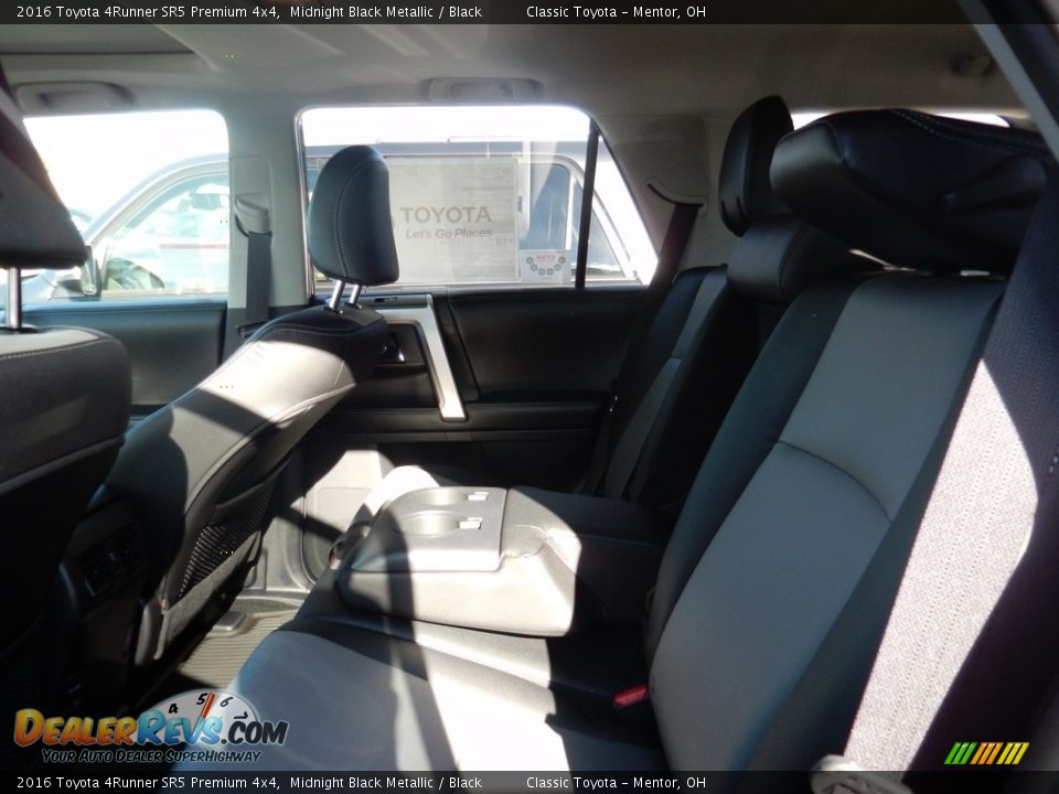 2016 Toyota 4Runner SR5 Premium 4x4 Midnight Black Metallic / Black Photo #5