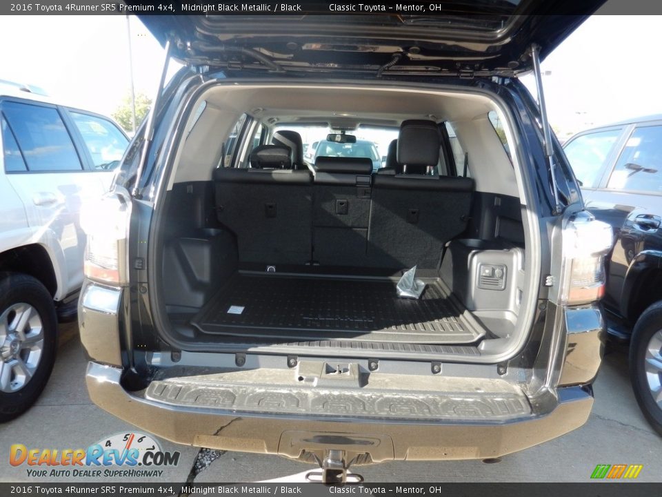 2016 Toyota 4Runner SR5 Premium 4x4 Midnight Black Metallic / Black Photo #6