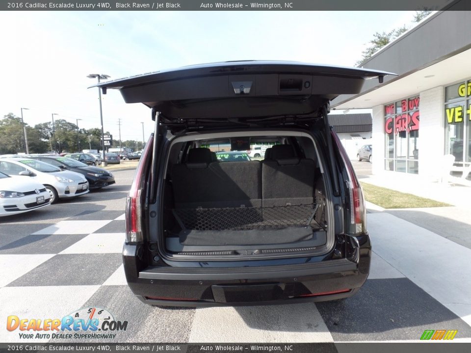 2016 Cadillac Escalade Luxury 4WD Black Raven / Jet Black Photo #5