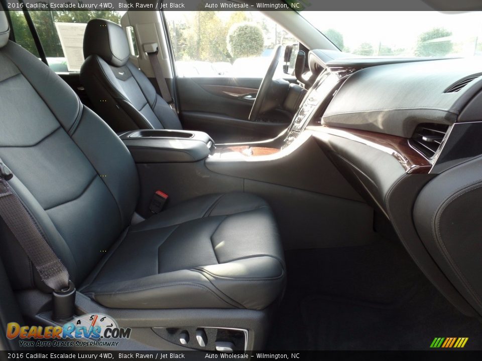 2016 Cadillac Escalade Luxury 4WD Black Raven / Jet Black Photo #14