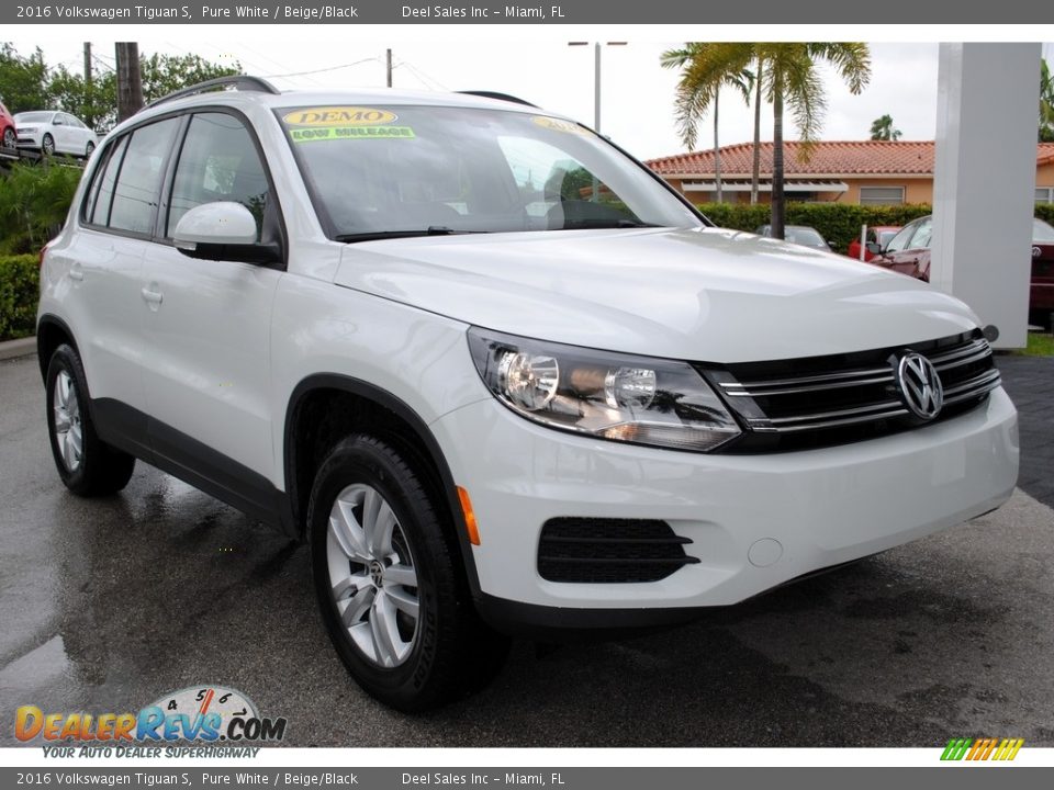 2016 Volkswagen Tiguan S Pure White / Beige/Black Photo #2