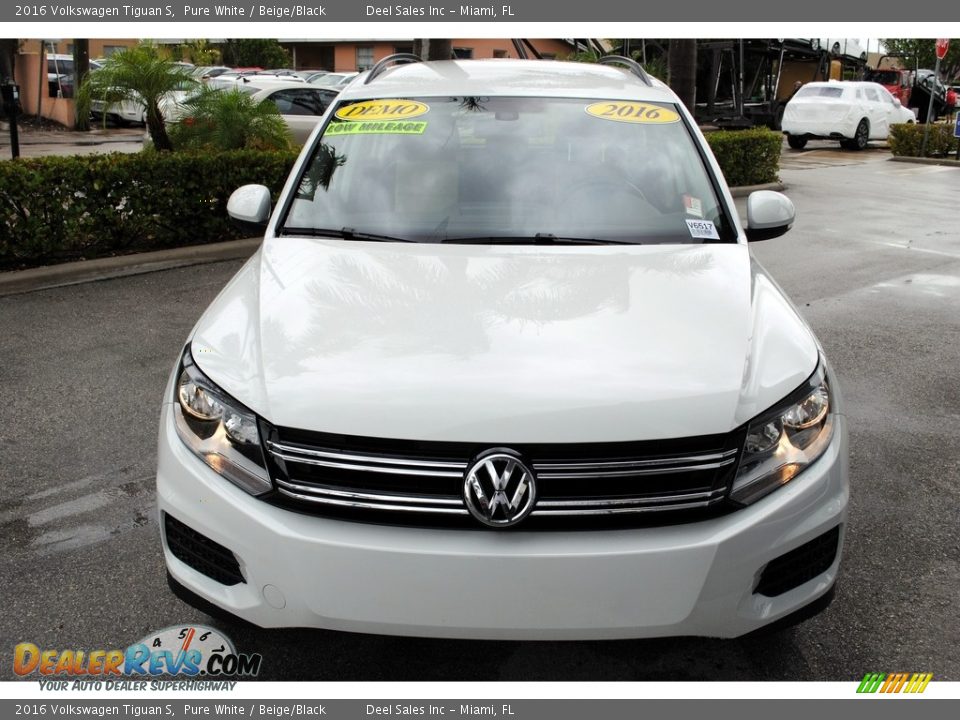 2016 Volkswagen Tiguan S Pure White / Beige/Black Photo #3