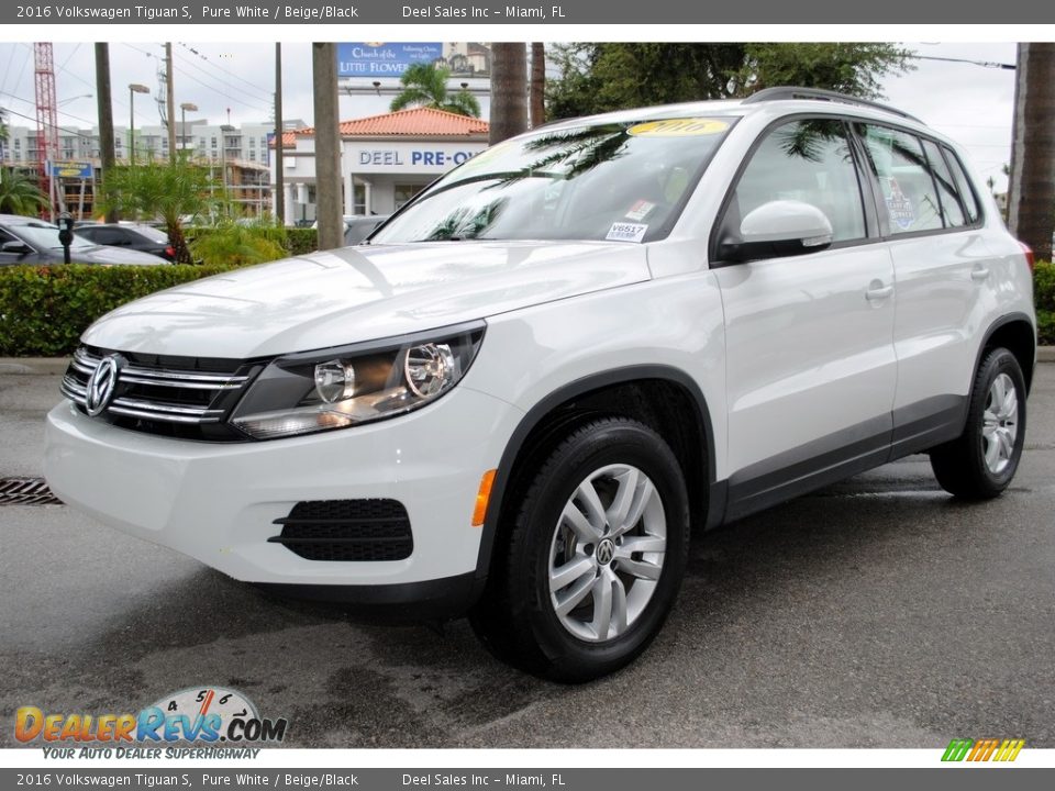 2016 Volkswagen Tiguan S Pure White / Beige/Black Photo #5