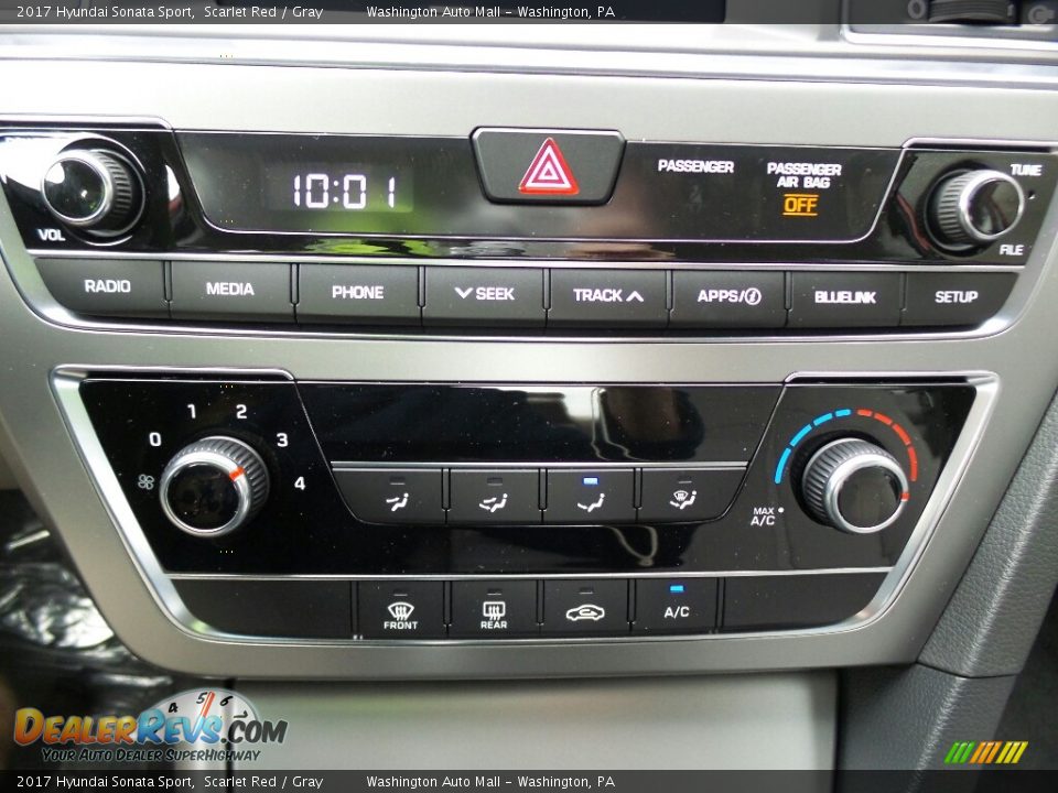 Controls of 2017 Hyundai Sonata Sport Photo #33