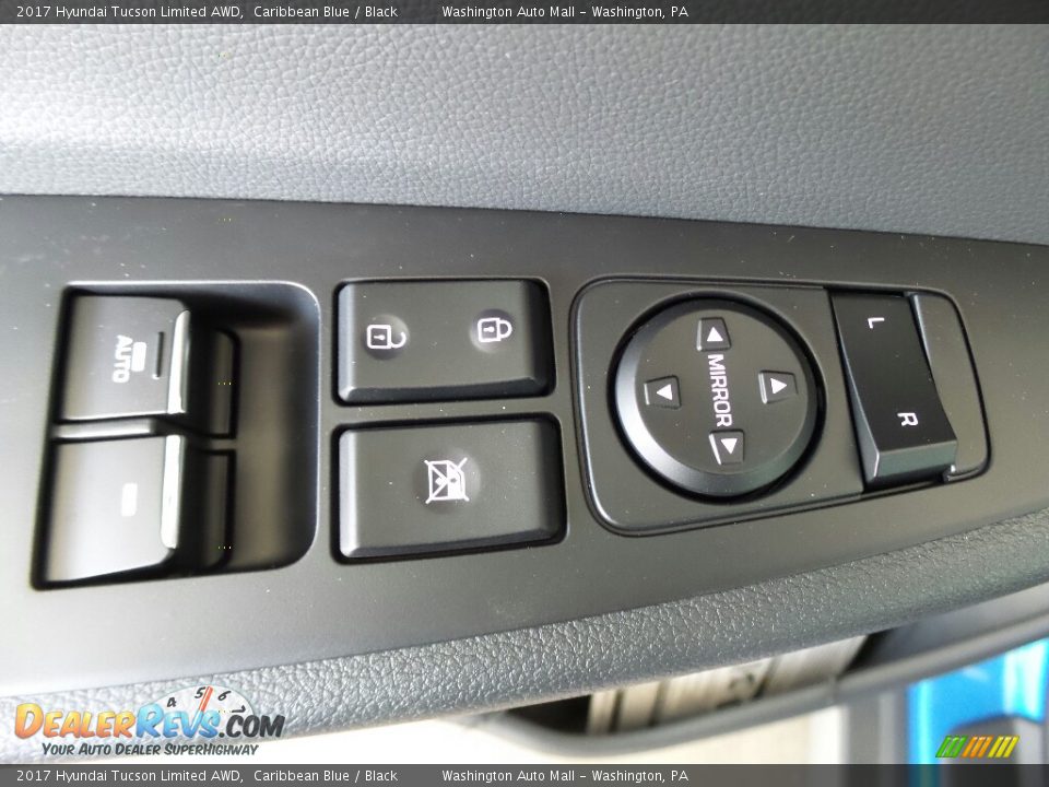 Controls of 2017 Hyundai Tucson Limited AWD Photo #15