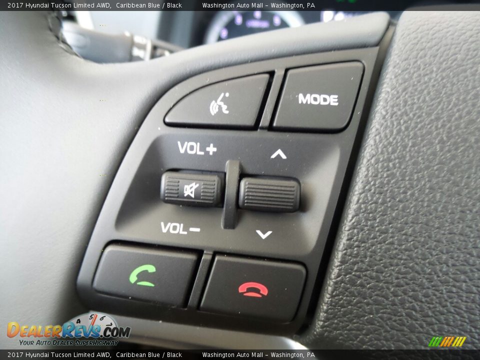 Controls of 2017 Hyundai Tucson Limited AWD Photo #25