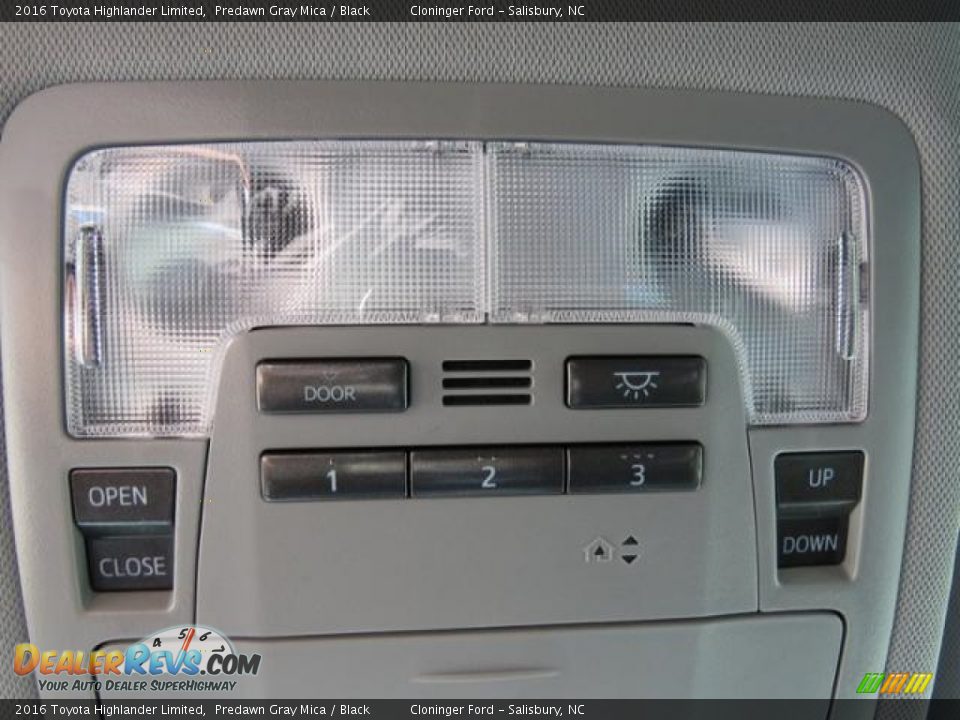 2016 Toyota Highlander Limited Predawn Gray Mica / Black Photo #26