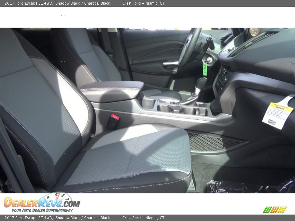2017 Ford Escape SE 4WD Shadow Black / Charcoal Black Photo #24