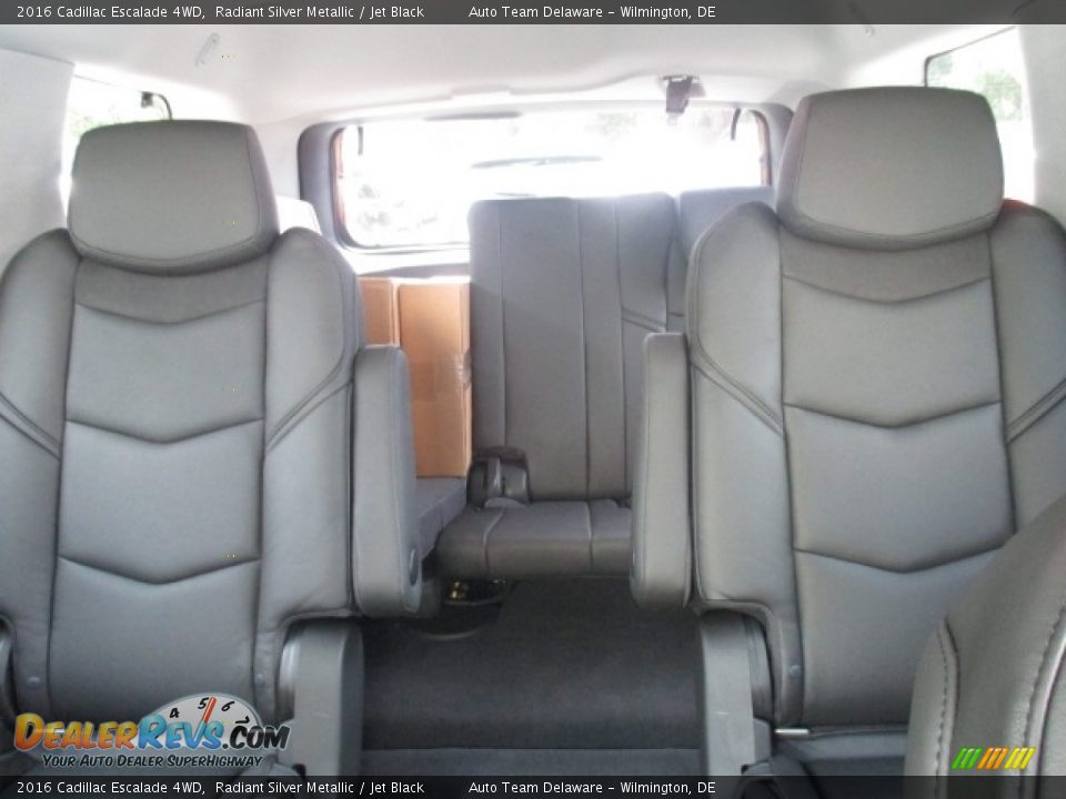 2016 Cadillac Escalade 4WD Radiant Silver Metallic / Jet Black Photo #10
