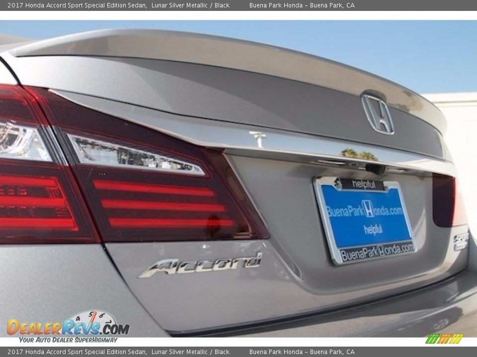 2017 Honda Accord Sport Special Edition Sedan Lunar Silver Metallic / Black Photo #3