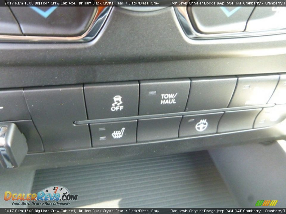 2017 Ram 1500 Big Horn Crew Cab 4x4 Brilliant Black Crystal Pearl / Black/Diesel Gray Photo #17