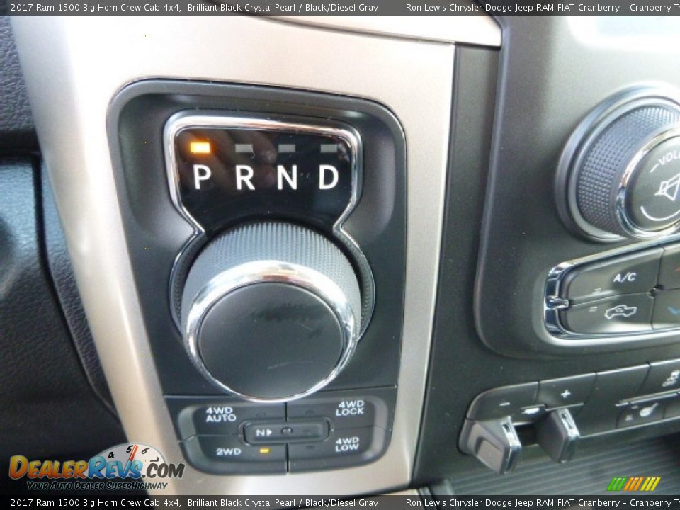 2017 Ram 1500 Big Horn Crew Cab 4x4 Brilliant Black Crystal Pearl / Black/Diesel Gray Photo #18