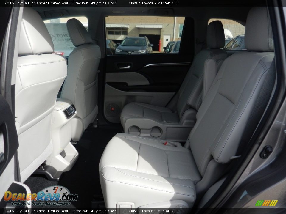 2016 Toyota Highlander Limited AWD Predawn Gray Mica / Ash Photo #5