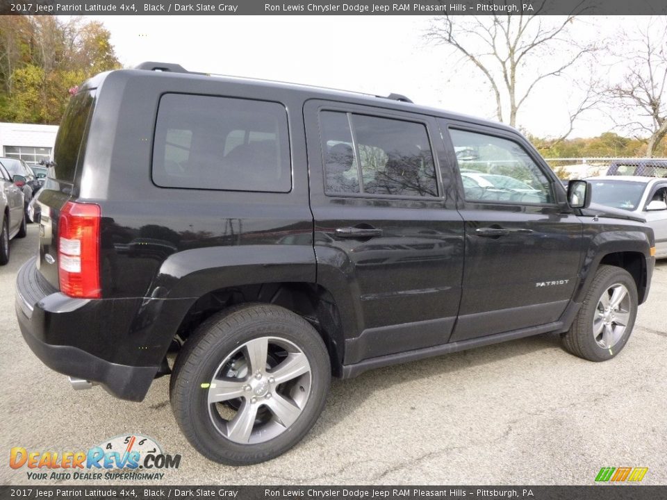 2017 Jeep Patriot Latitude 4x4 Black / Dark Slate Gray Photo #6