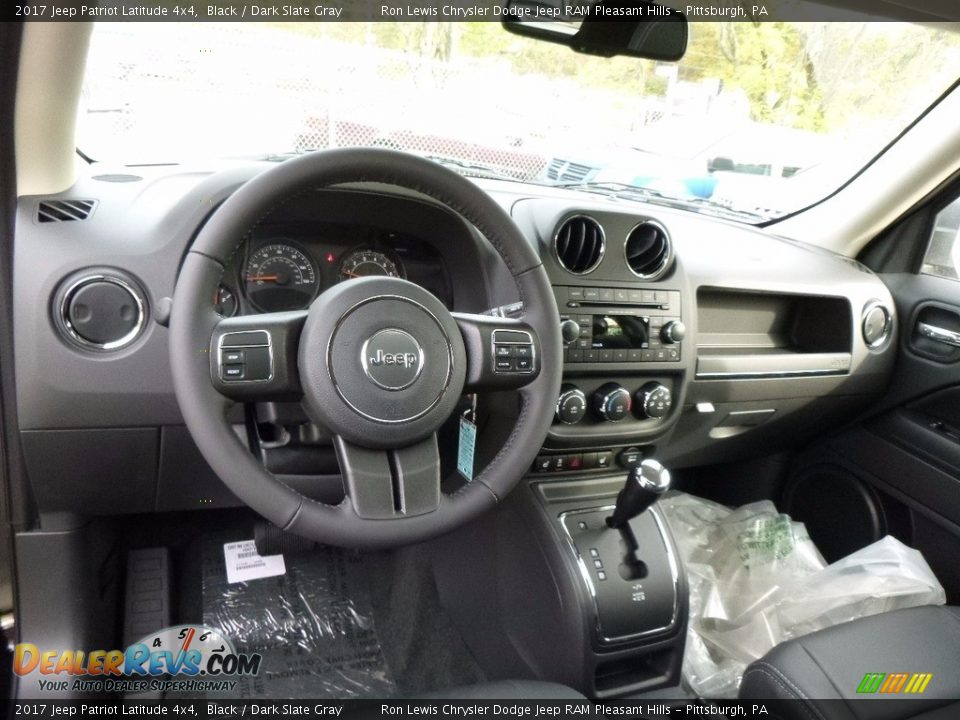 2017 Jeep Patriot Latitude 4x4 Black / Dark Slate Gray Photo #13