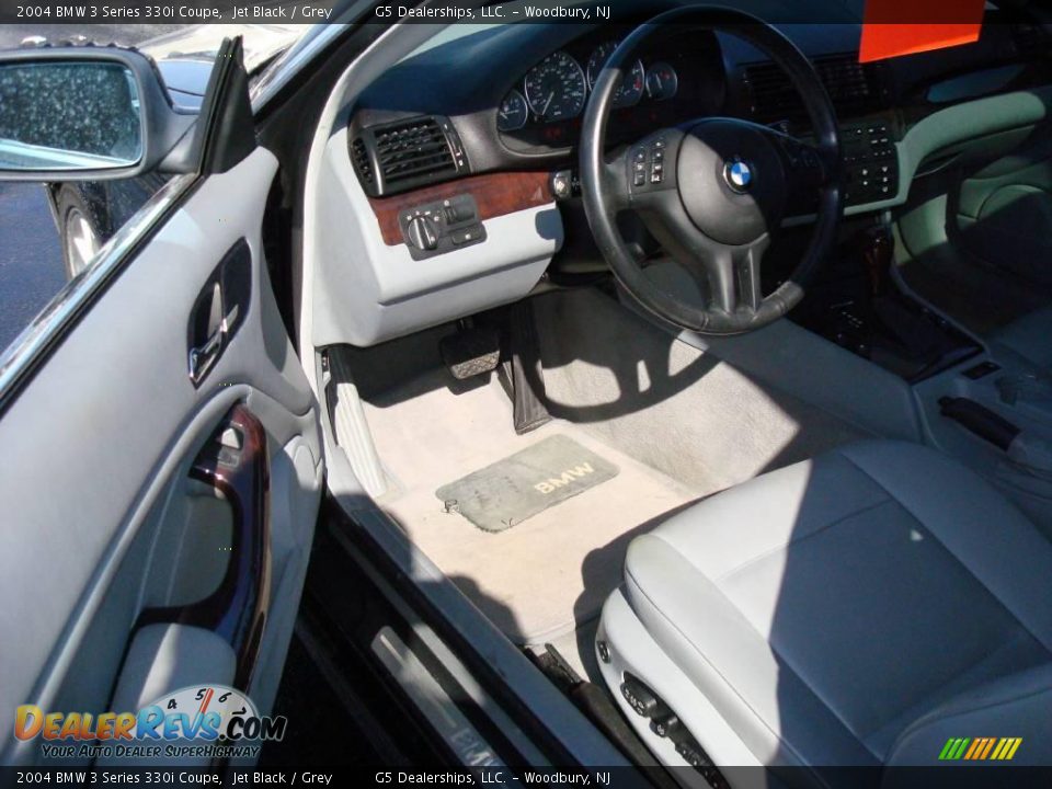2004 BMW 3 Series 330i Coupe Jet Black / Grey Photo #10