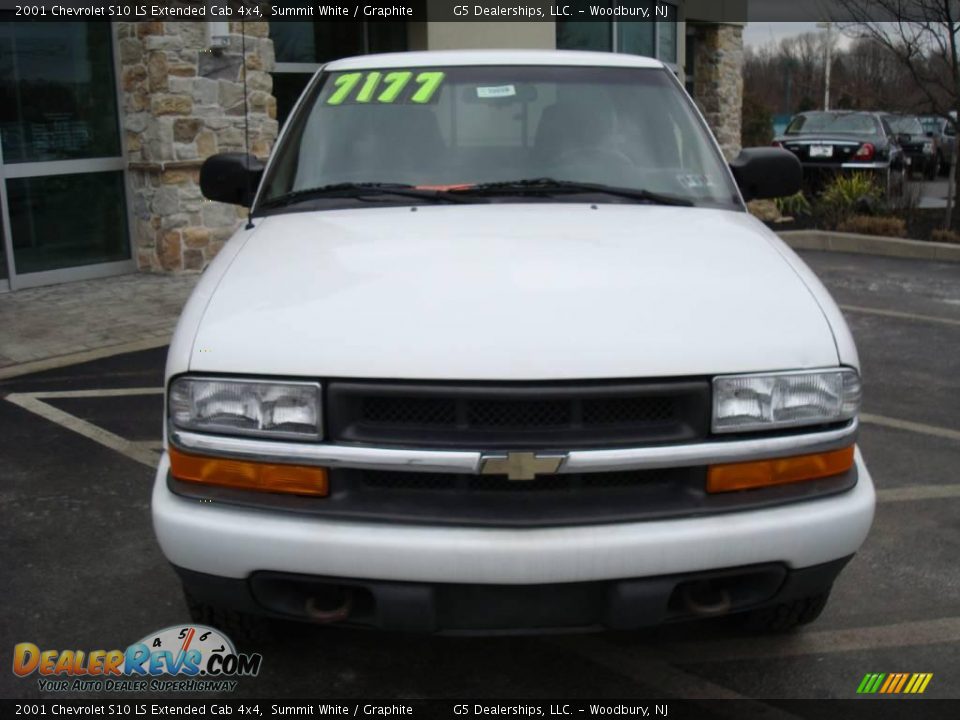 2001 Chevrolet S10 LS Extended Cab 4x4 Summit White / Graphite Photo #4