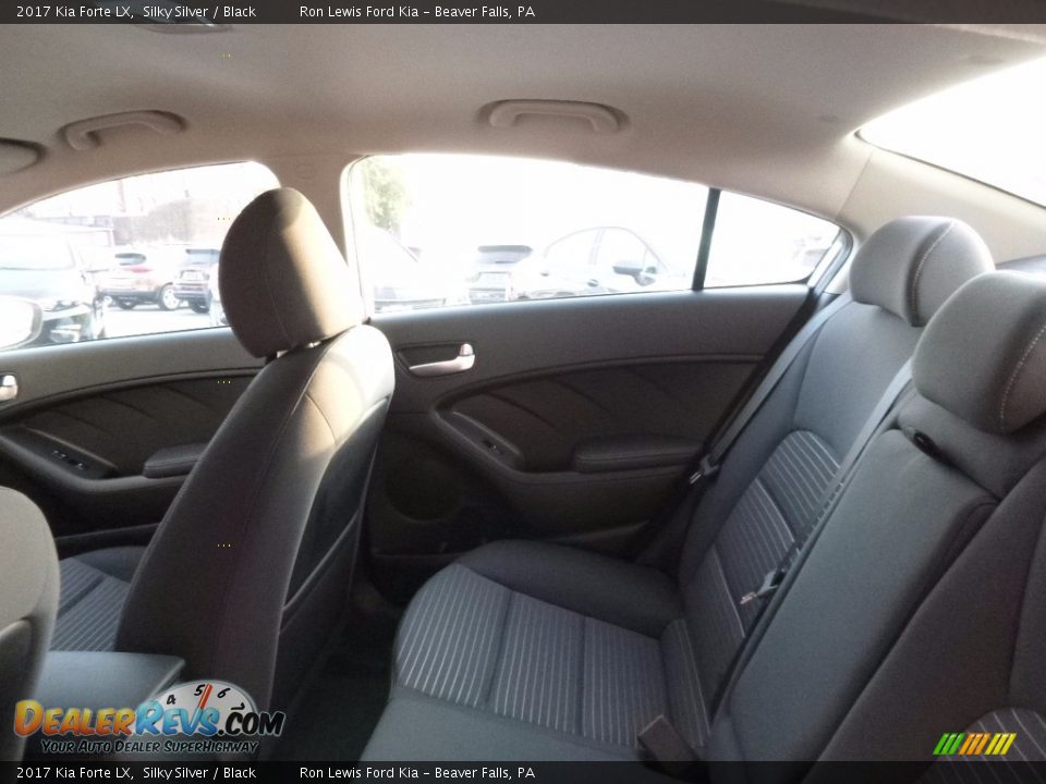 2017 Kia Forte LX Silky Silver / Black Photo #12