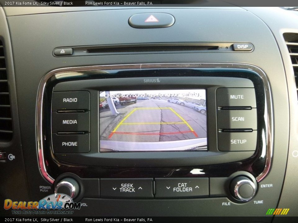 2017 Kia Forte LX Silky Silver / Black Photo #18