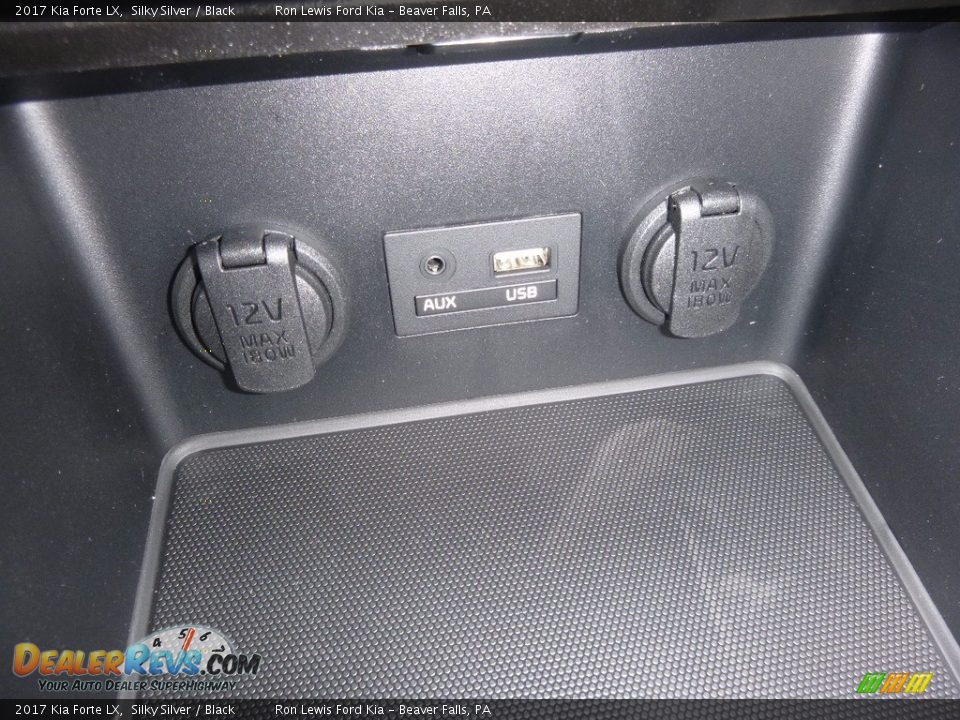 2017 Kia Forte LX Silky Silver / Black Photo #19