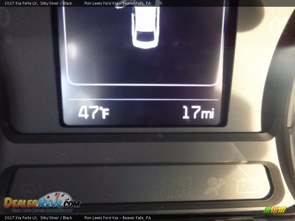 2017 Kia Forte LX Silky Silver / Black Photo #20