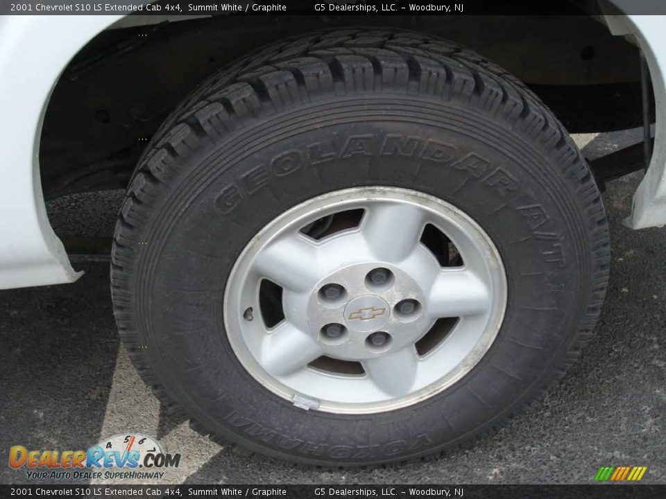 2001 Chevrolet S10 LS Extended Cab 4x4 Summit White / Graphite Photo #19