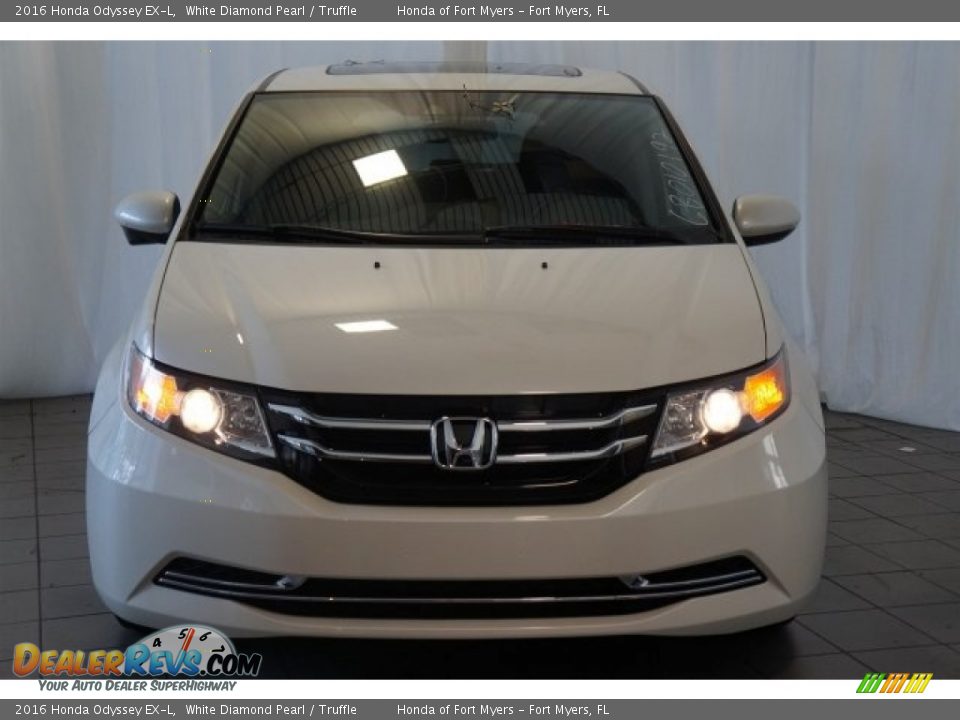 2016 Honda Odyssey EX-L White Diamond Pearl / Truffle Photo #3