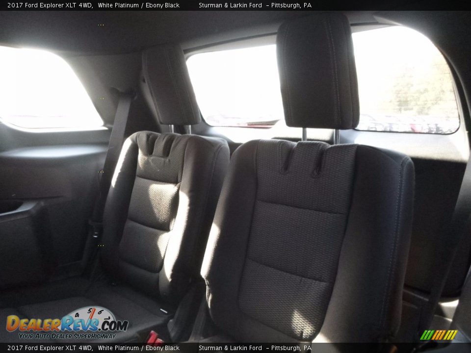 2017 Ford Explorer XLT 4WD White Platinum / Ebony Black Photo #9