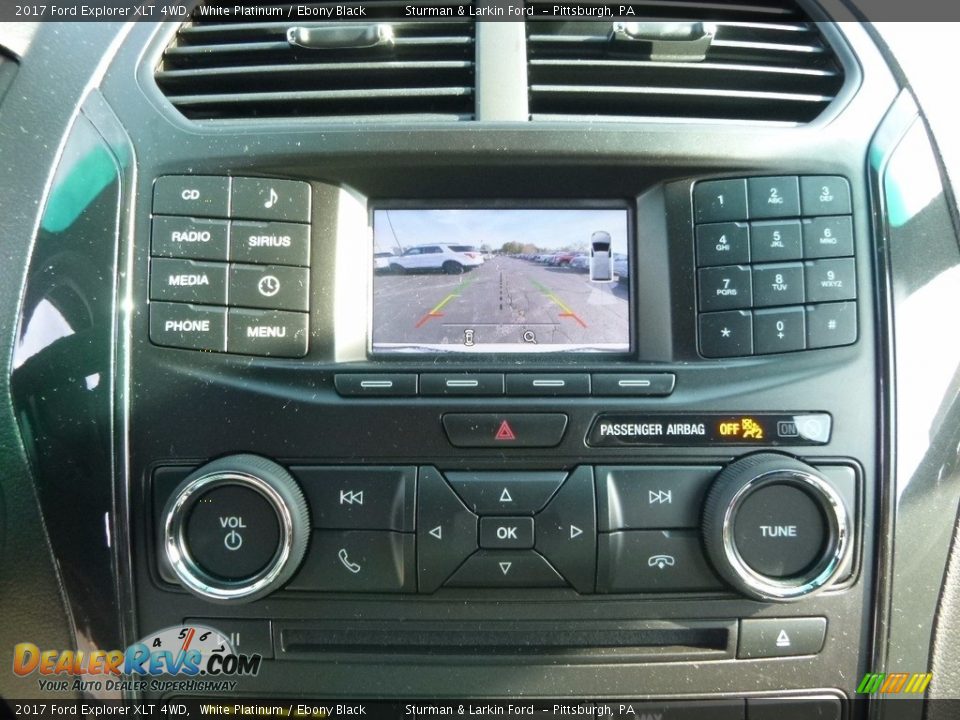 2017 Ford Explorer XLT 4WD White Platinum / Ebony Black Photo #14