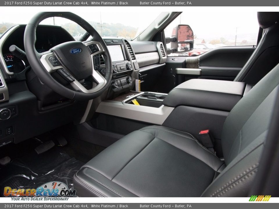 Black Interior - 2017 Ford F250 Super Duty Lariat Crew Cab 4x4 Photo #11