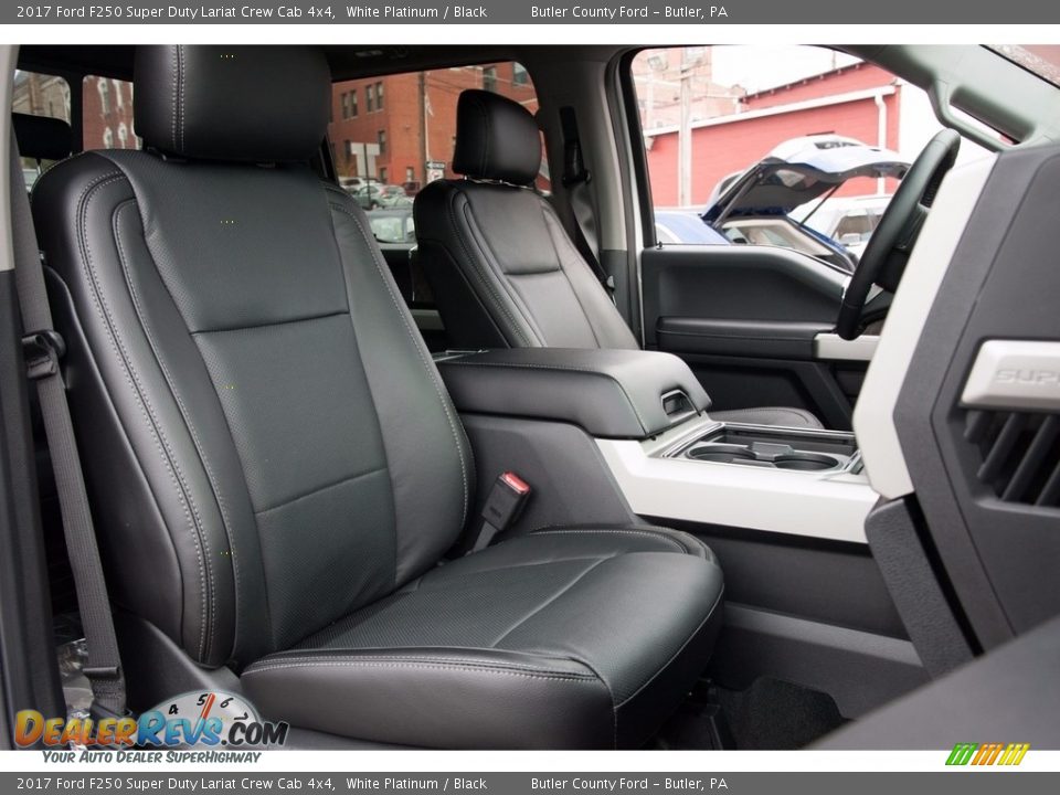 Front Seat of 2017 Ford F250 Super Duty Lariat Crew Cab 4x4 Photo #14