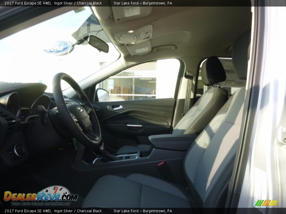 2017 Ford Escape SE 4WD Ingot Silver / Charcoal Black Photo #9