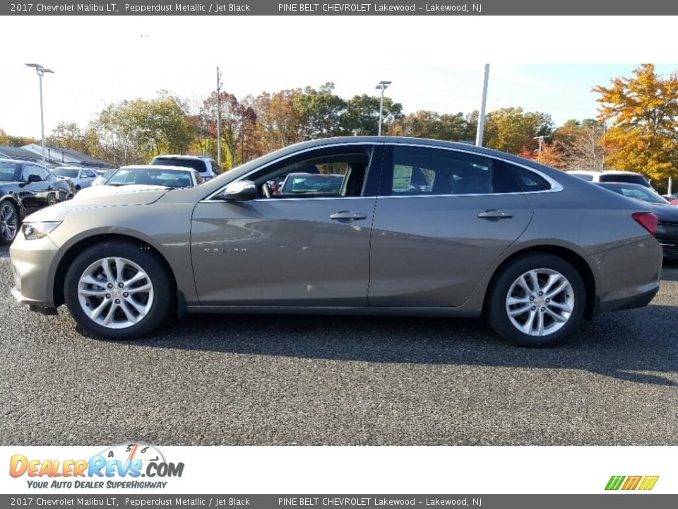 2017 Chevrolet Malibu LT Pepperdust Metallic / Jet Black Photo #3