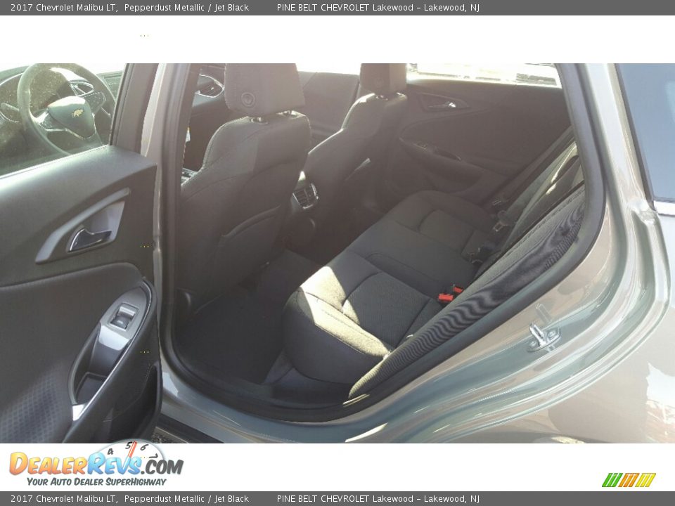 2017 Chevrolet Malibu LT Pepperdust Metallic / Jet Black Photo #8