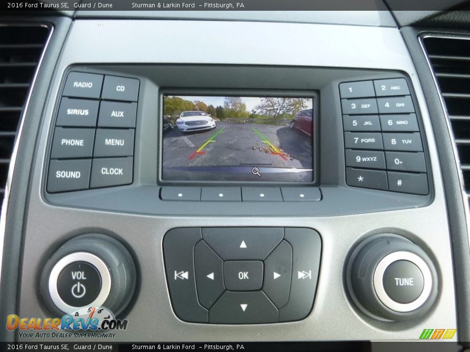 2016 Ford Taurus SE Guard / Dune Photo #13