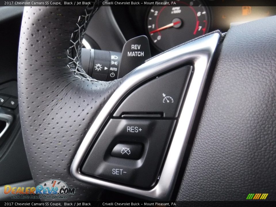 Controls of 2017 Chevrolet Camaro SS Coupe Photo #28